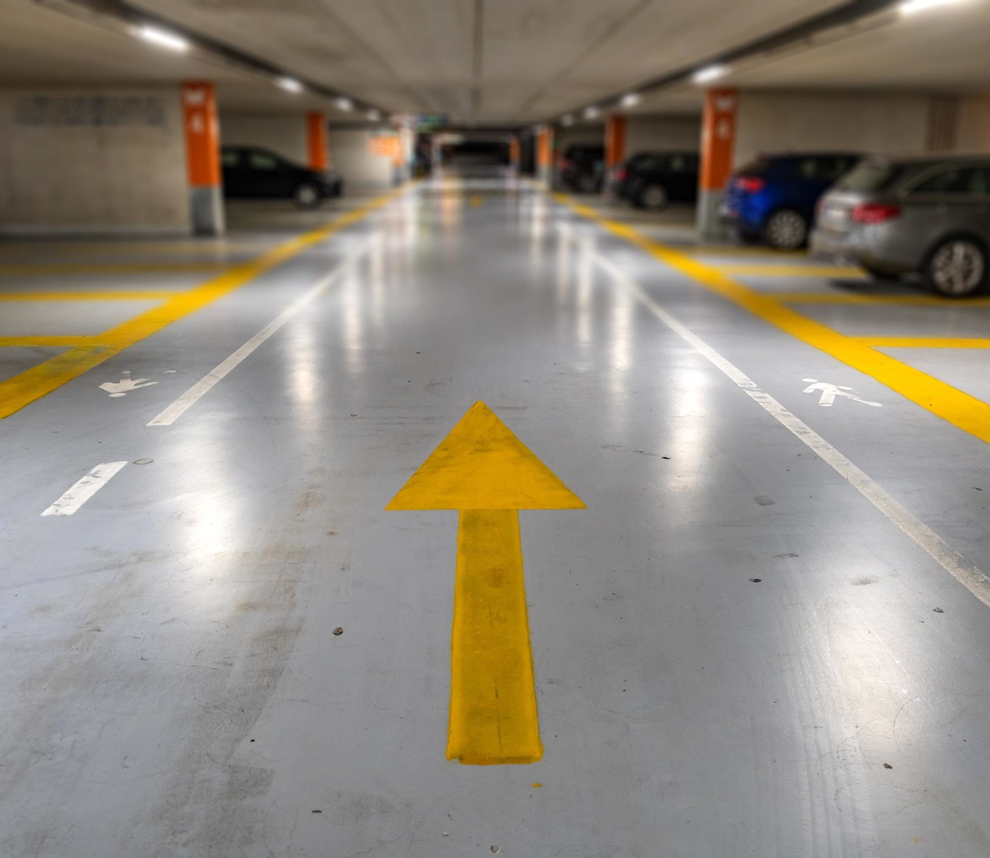 marcacion de parking en subsol lazaro gil