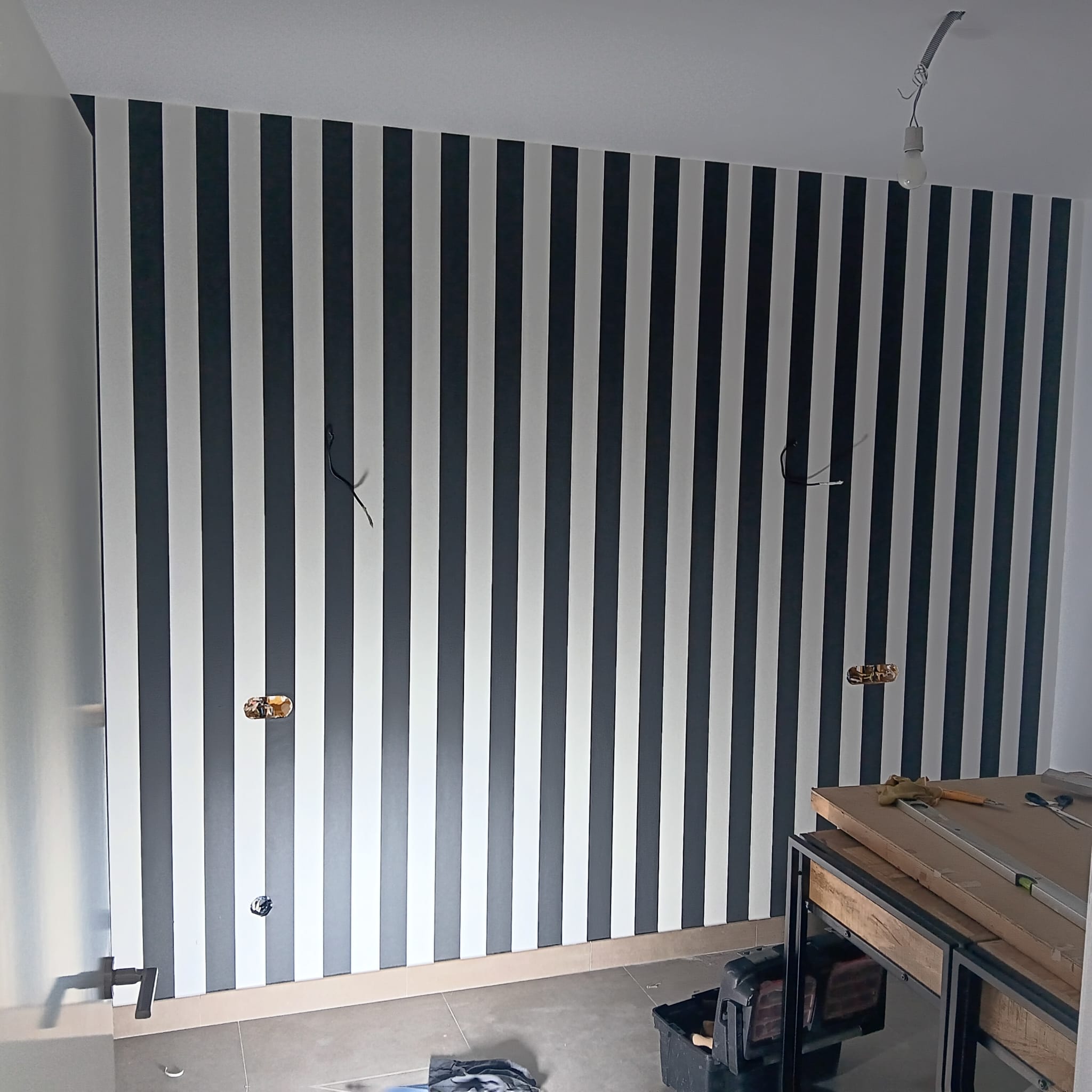 colocación de murales castellón leo lazaro gil